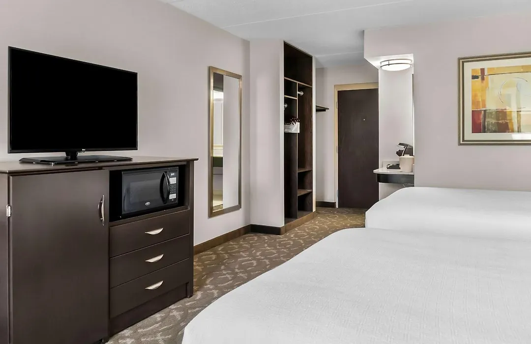 Best Western Okemos/East Lansing Hotel & Suites-1
