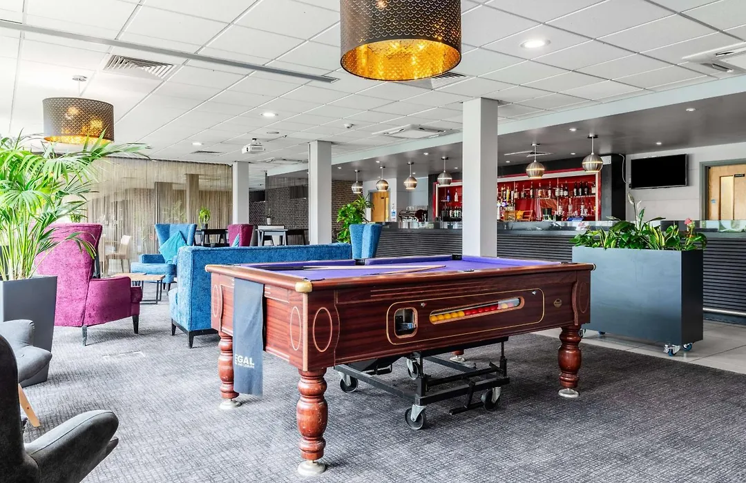 Park Inn By Radisson Peterborough-1