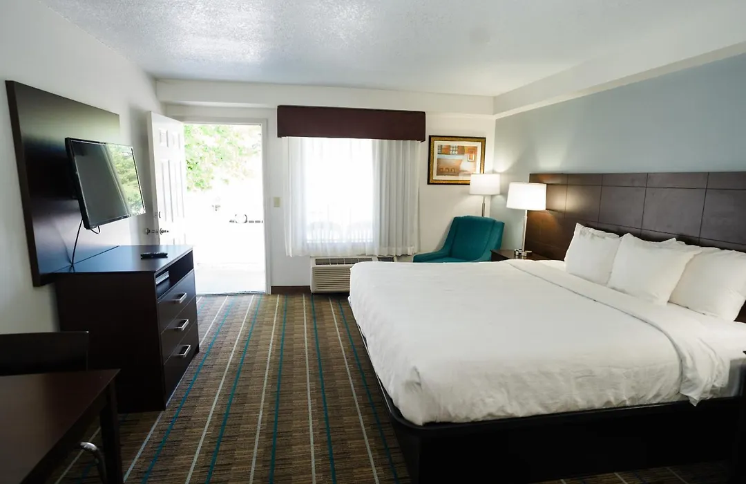 Mainstay Suites Knoxville North I-75-1