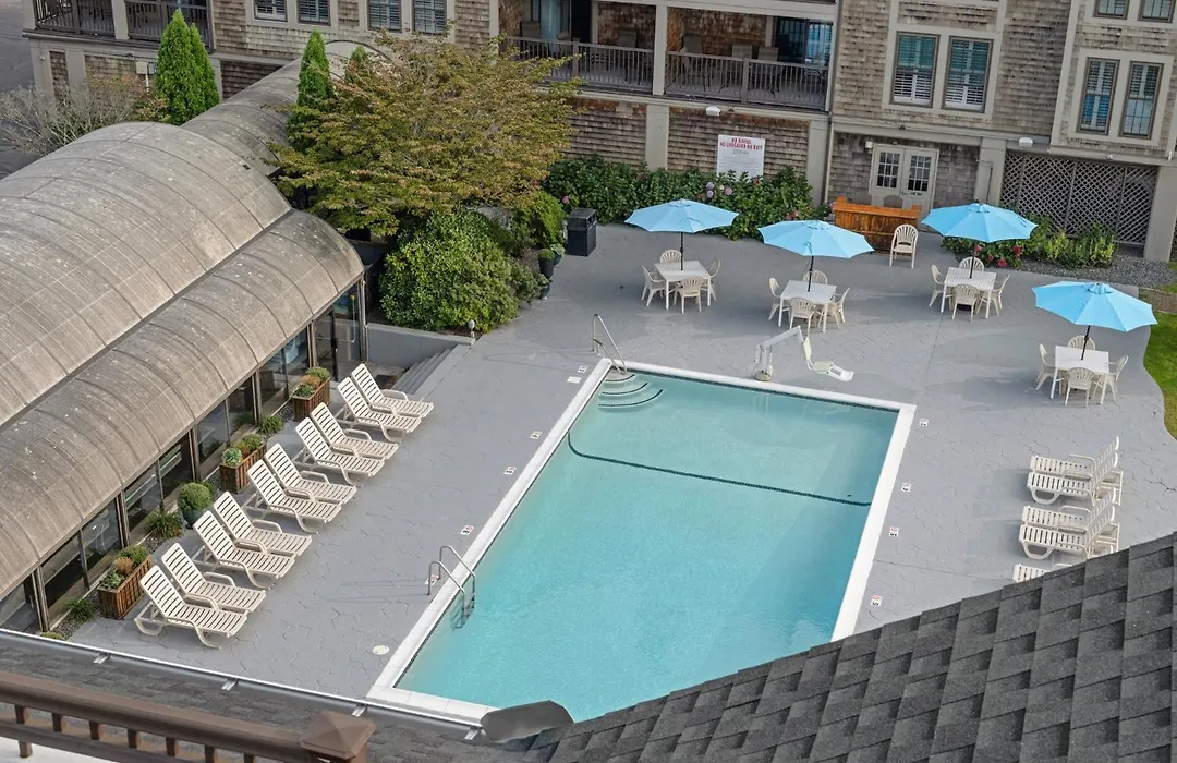 Club Wyndham Newport Onshore-1