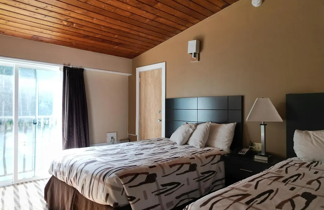 The Putney Inn-1
