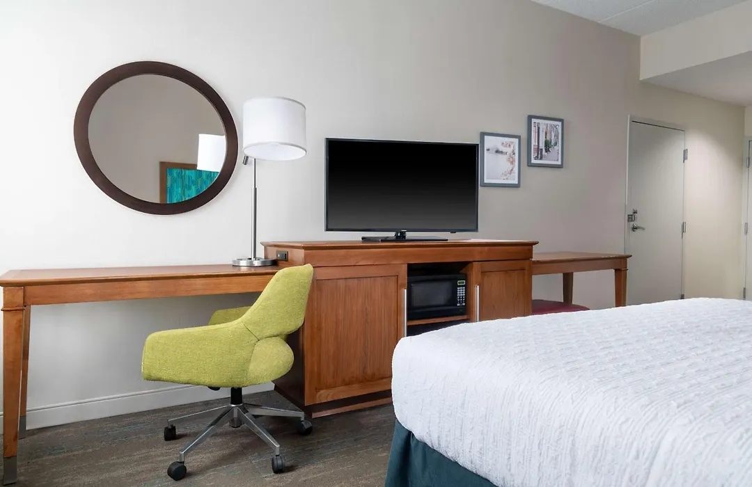 Hampton Inn Martinsburg-1