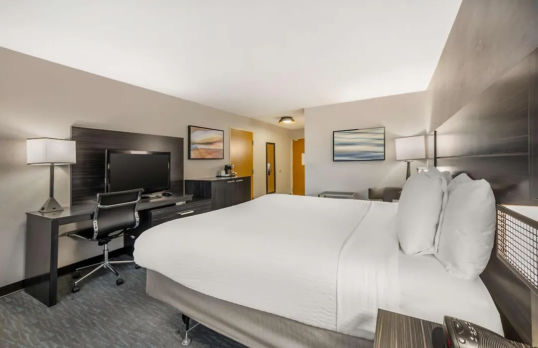 Best Western Plus North Las Vegas Inn & Suites-1