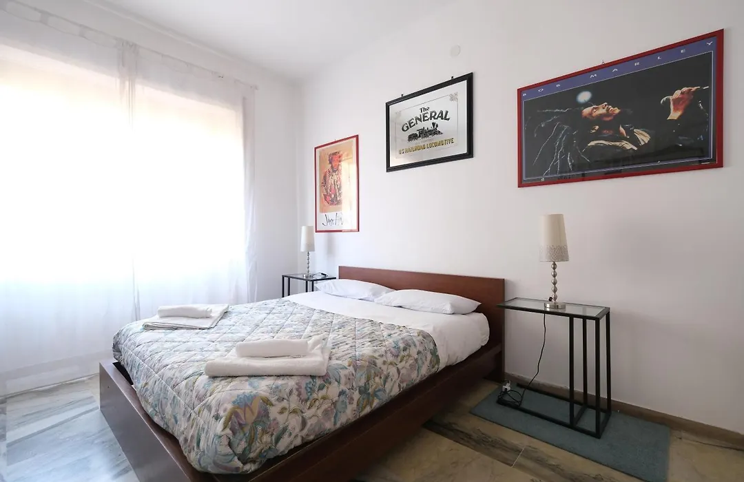 Guest House Piazza Tarquinia-1