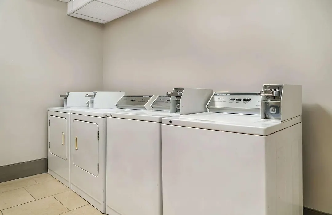 Country Inn & Suites By Radisson, Rossford - Toledo South-1