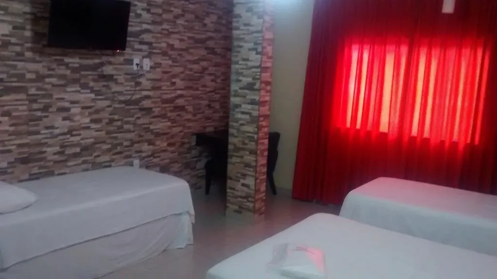 Hotel Dois Candangos-1