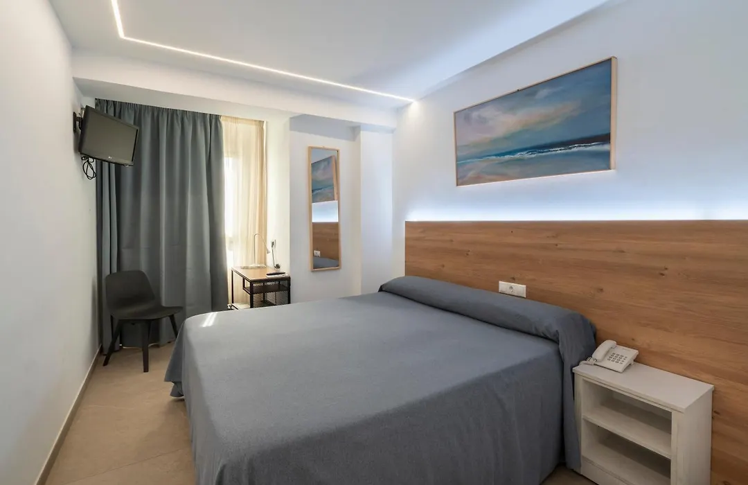 Hostal Pensimar-1