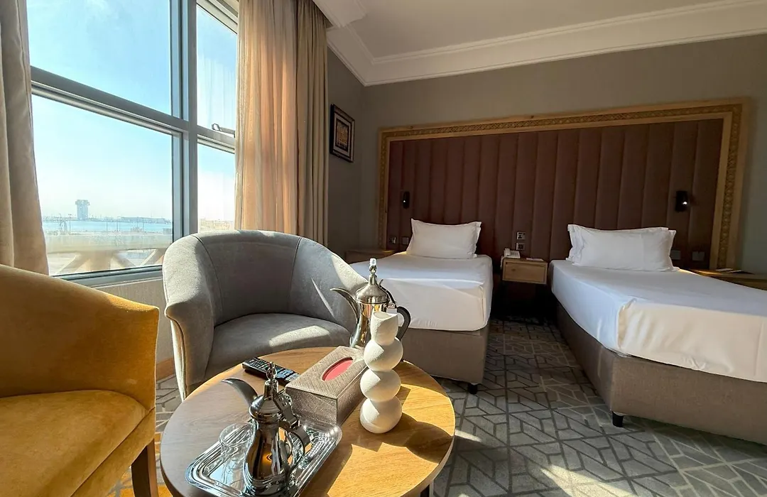 Crown Town Hotel-1