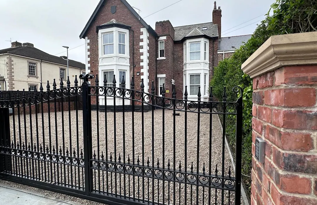 Wellington House-1