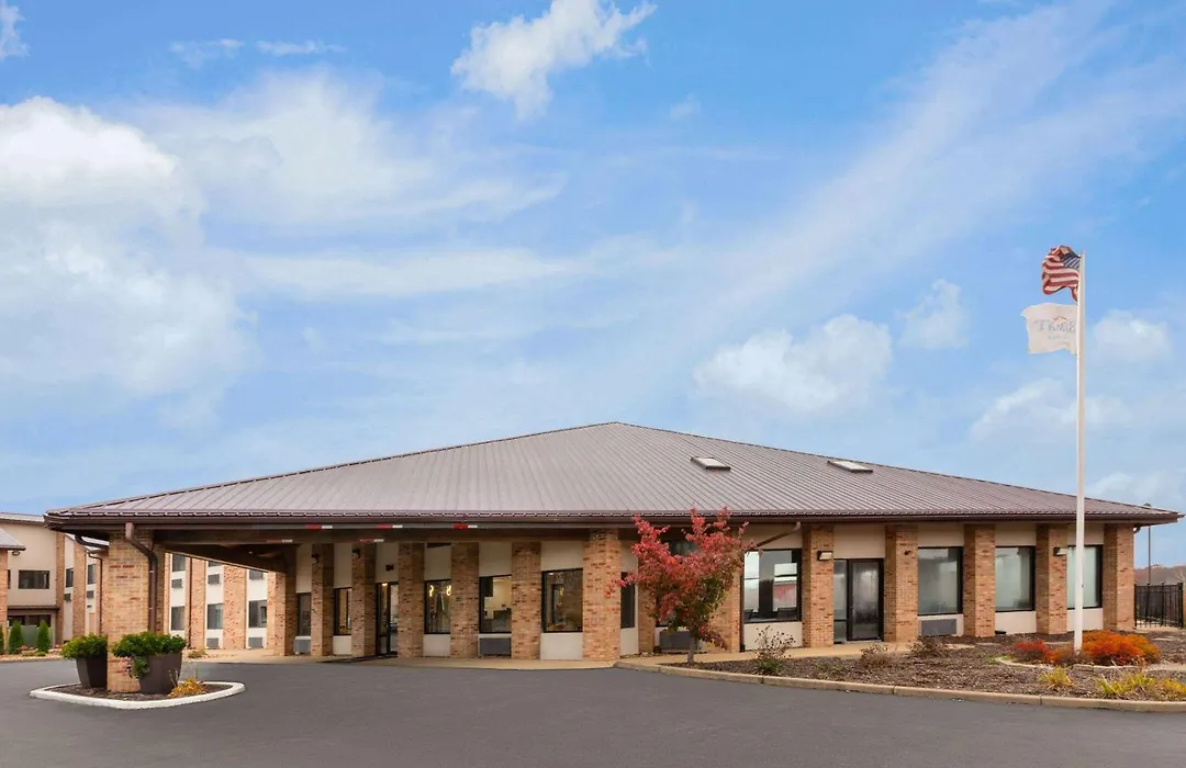 Baymont By Wyndham Warrenton-1