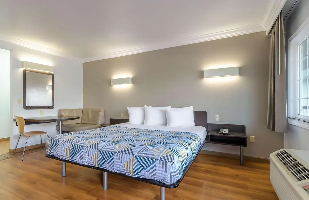 Motel 6-San Jose, Ca - Convention Center-1