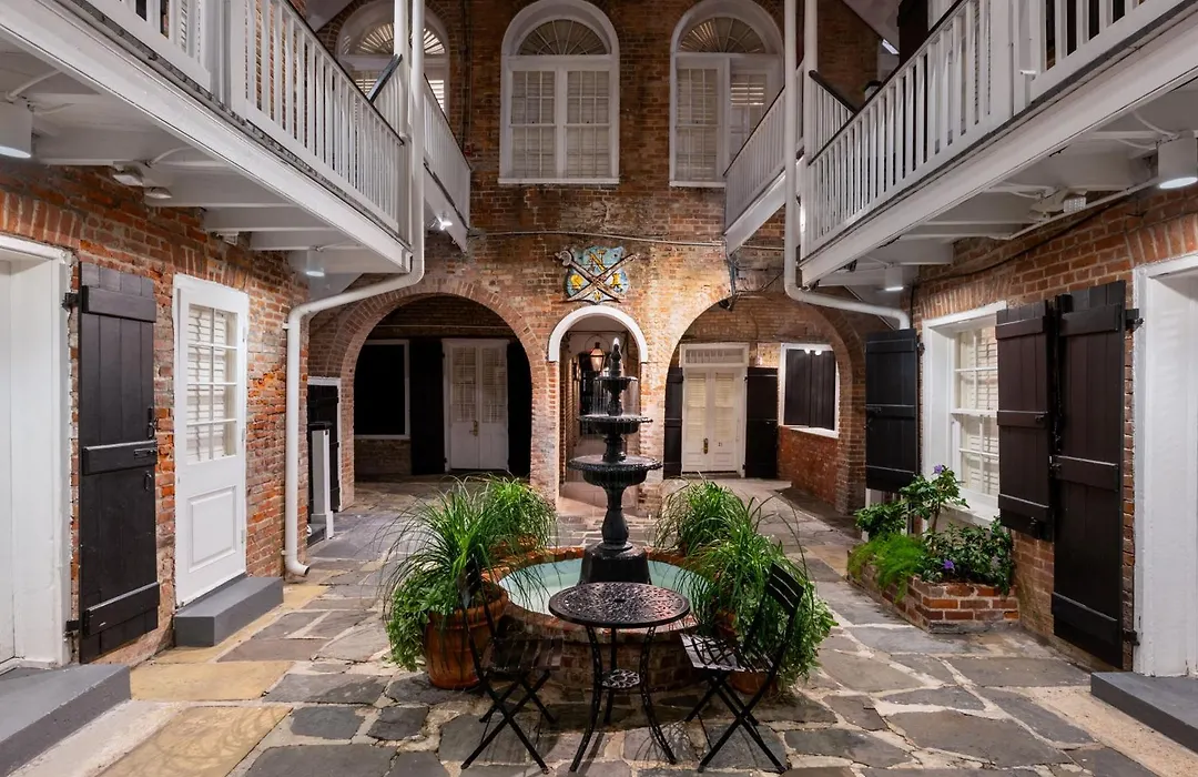 Hotel Royal New Orleans-1