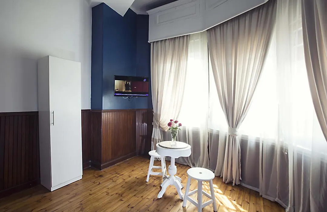 Tahrir Plaza Suites - Museum View-1