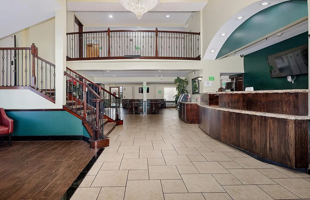 Greentree Inn - Iah Airport Jfk Blvd-1