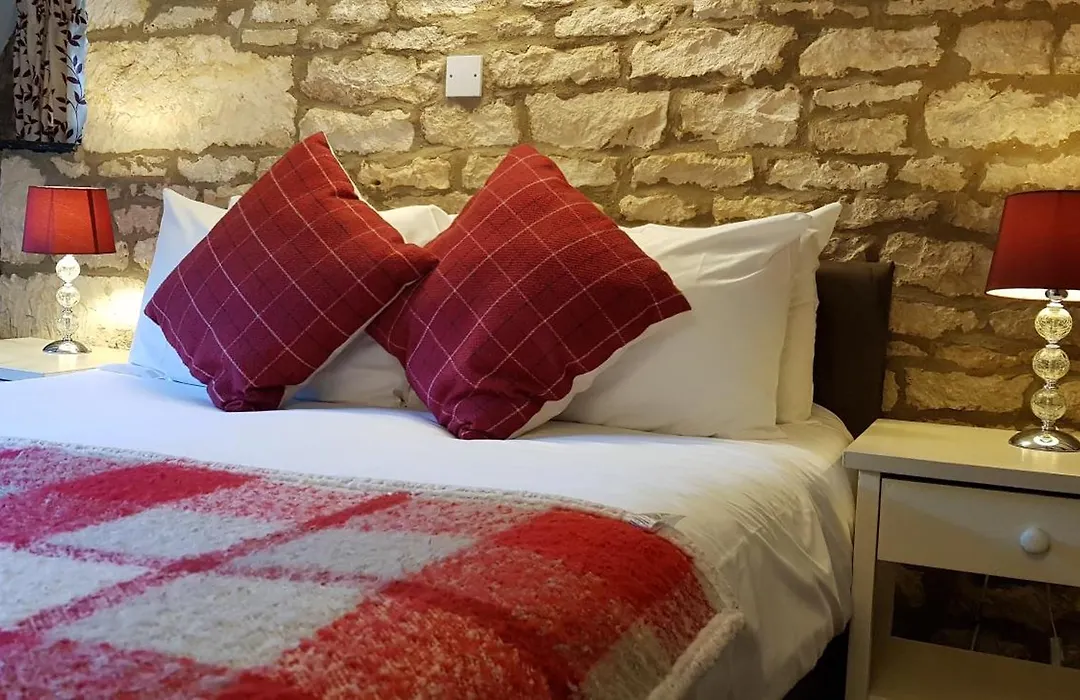 The Kings Arms Hotel-1