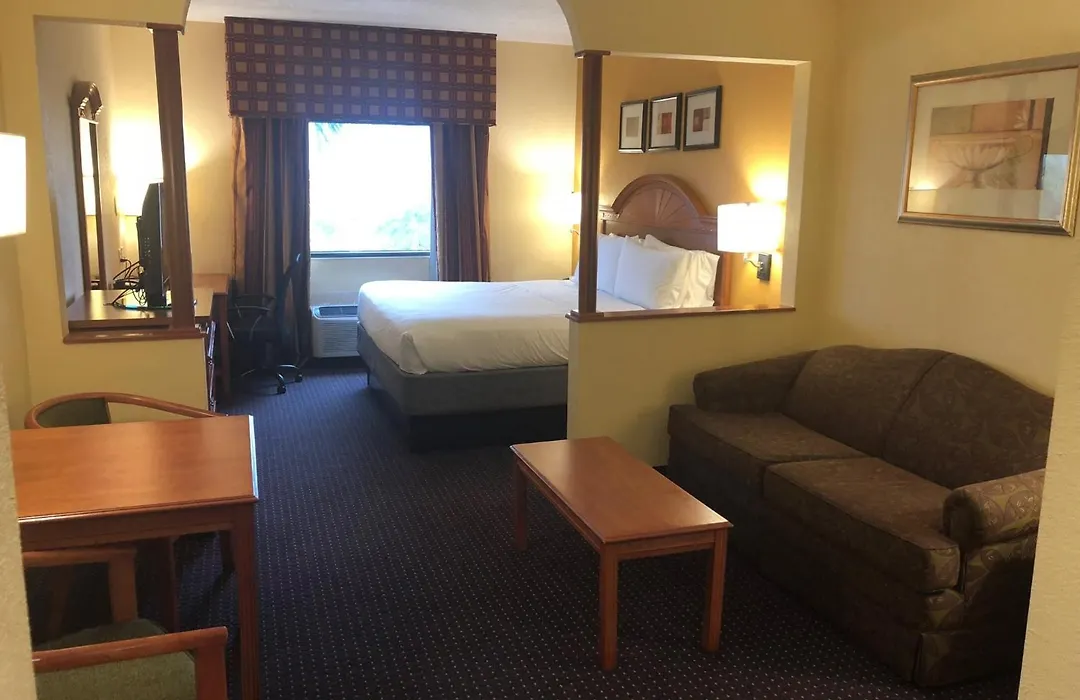 Holiday Inn Express And Suites Fort Lauderdale Airport West By Ihg-1