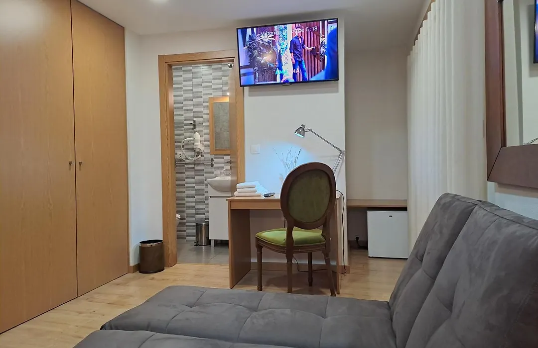 Hotel Square-1