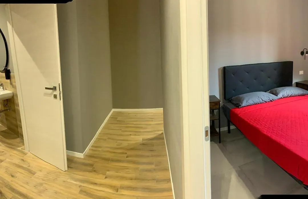 Marconi 2 Rooms-1
