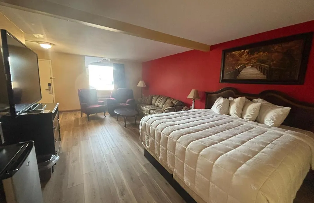 Economy Inn & Suites-1