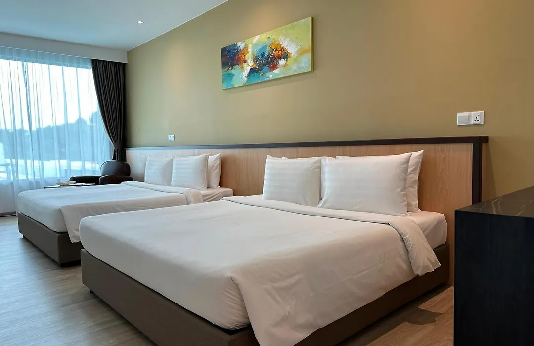 Hotel 7 Suria-1