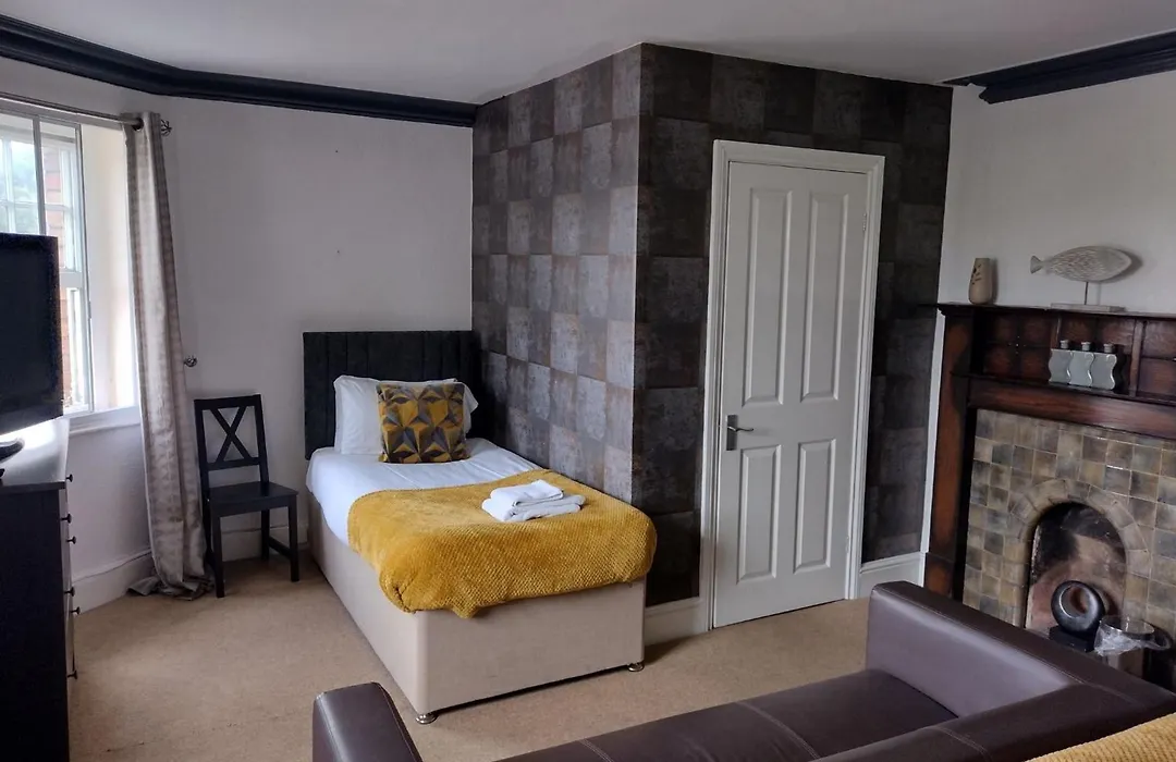 The Crown Inn - Rooms-1