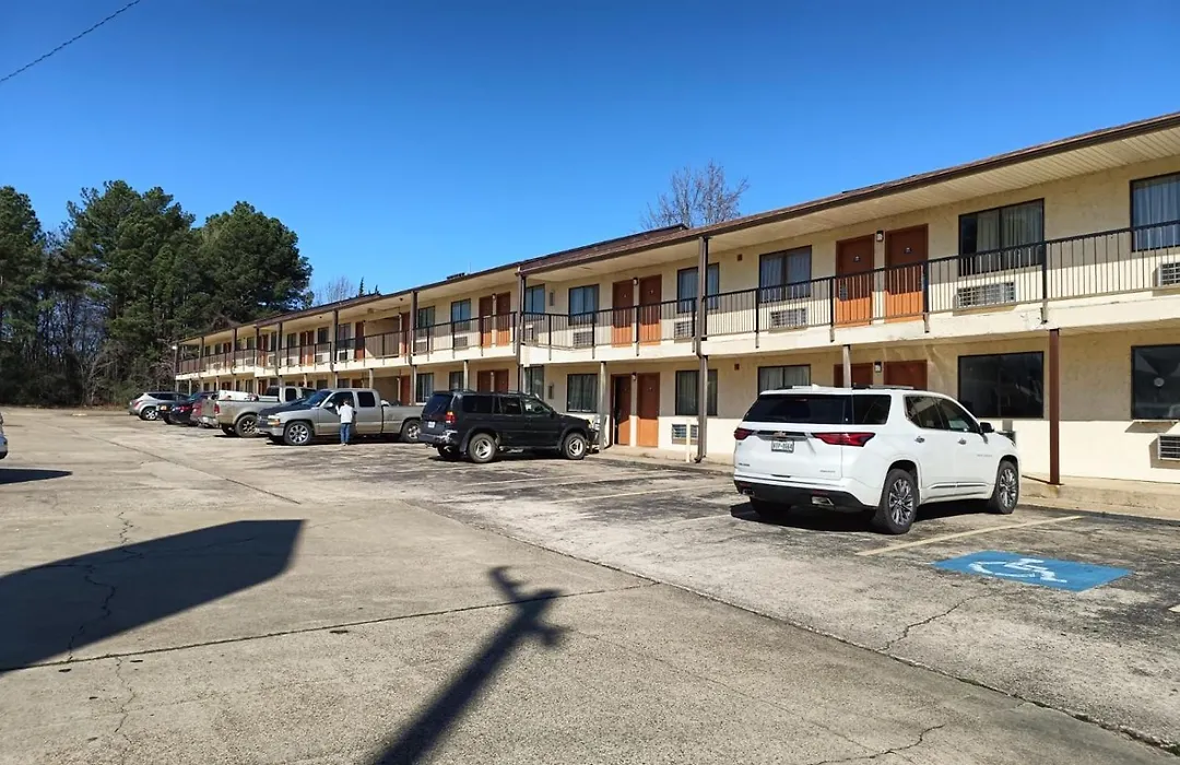 Executive Inn-1