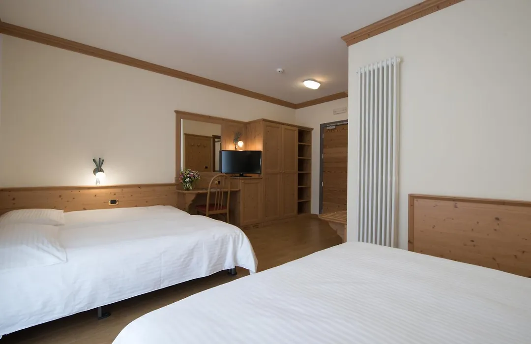 Hotel Colfosco-1