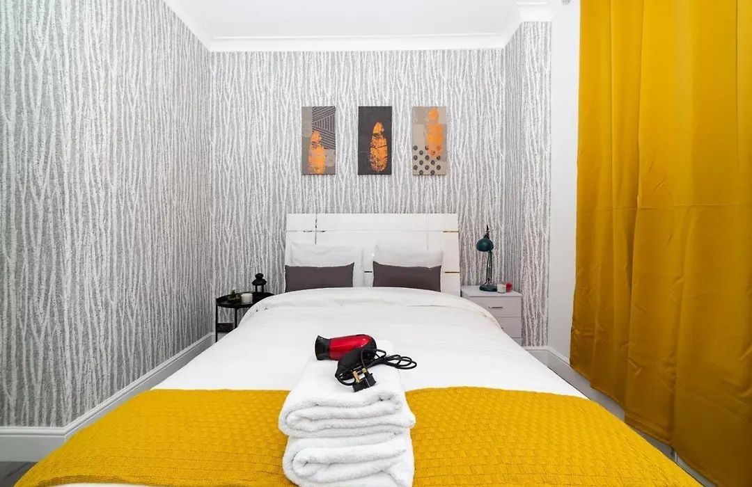 Diana Hotel Near Wembley Self Serviced Apartments-1