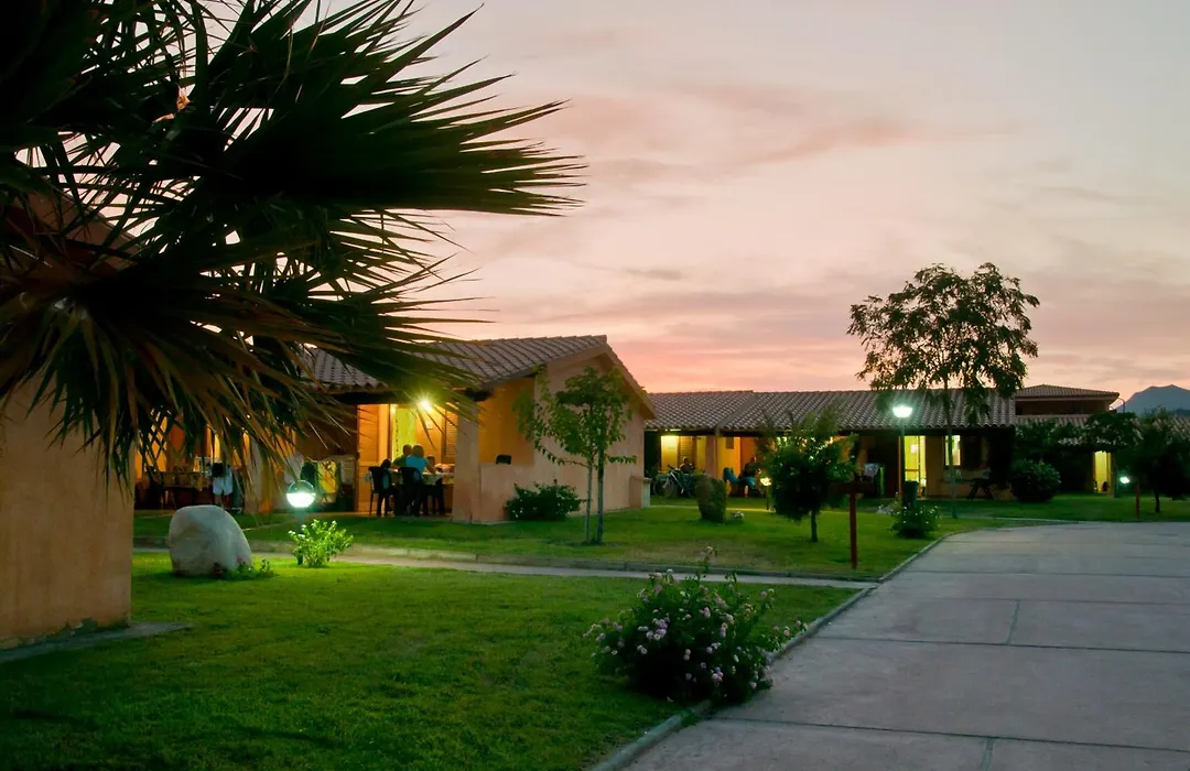 Rey Beach Club-1