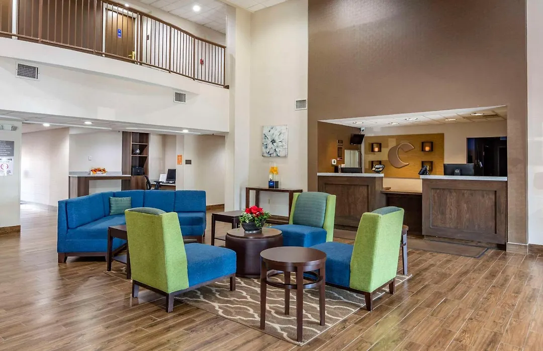 Comfort Suites Southpark-1
