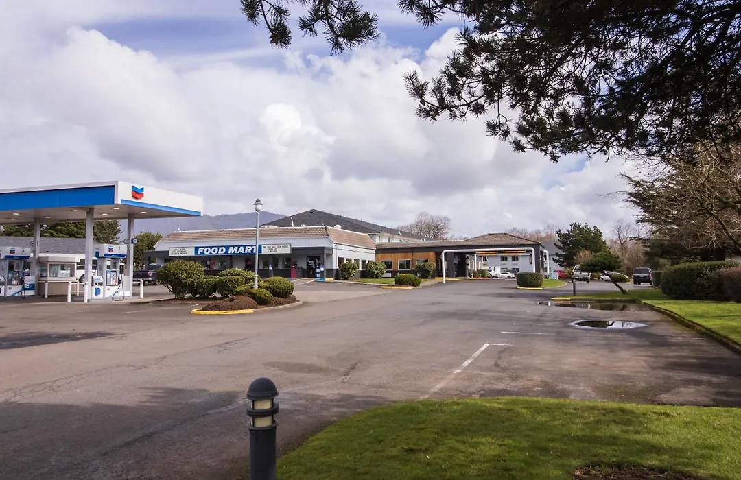 The Tillamook Inn-1