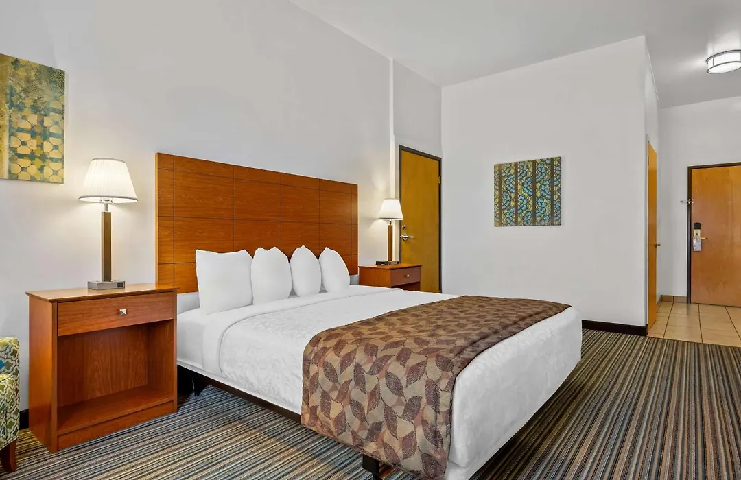 Best Western Liberty Inn-1