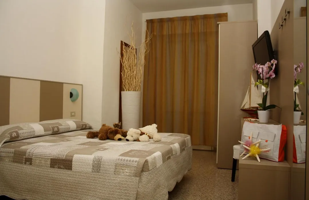 Hotel Camelia-1
