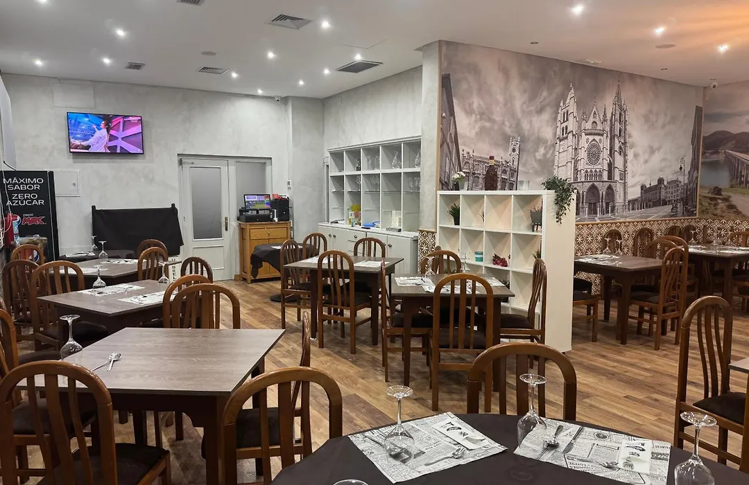 Hostal Restaurante Central-1