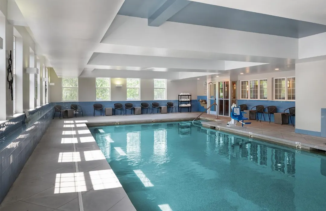 Holiday Inn Express St. Albans By Ihg-1
