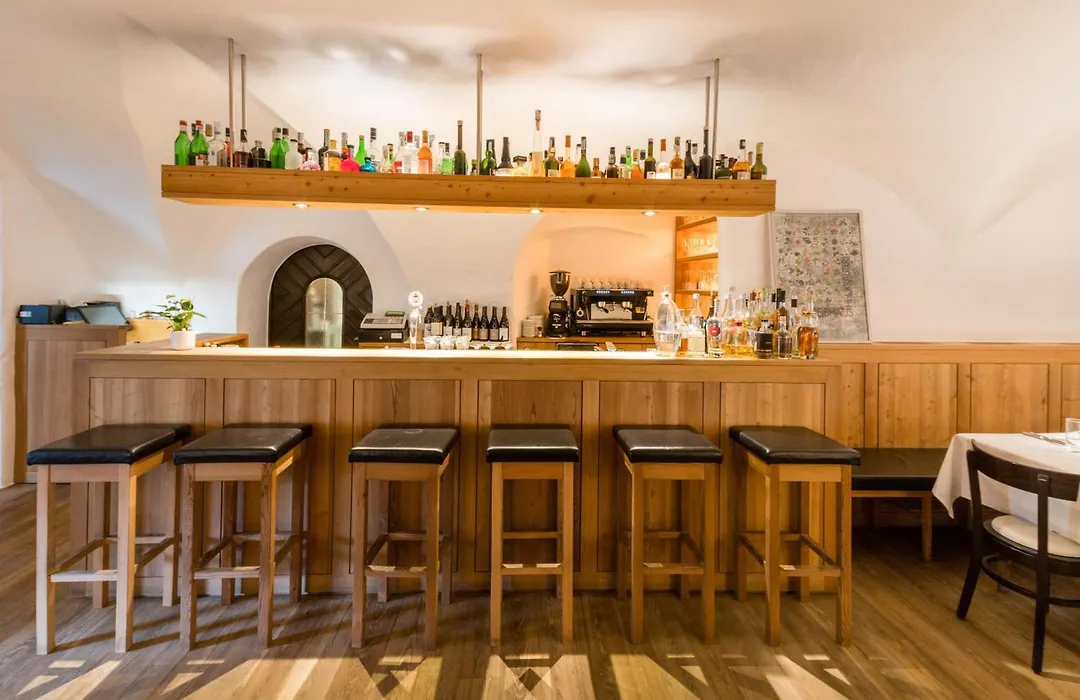 Hotel Greif-1