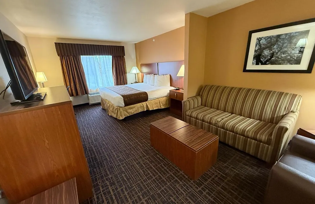 Richland Inn And Suites-1