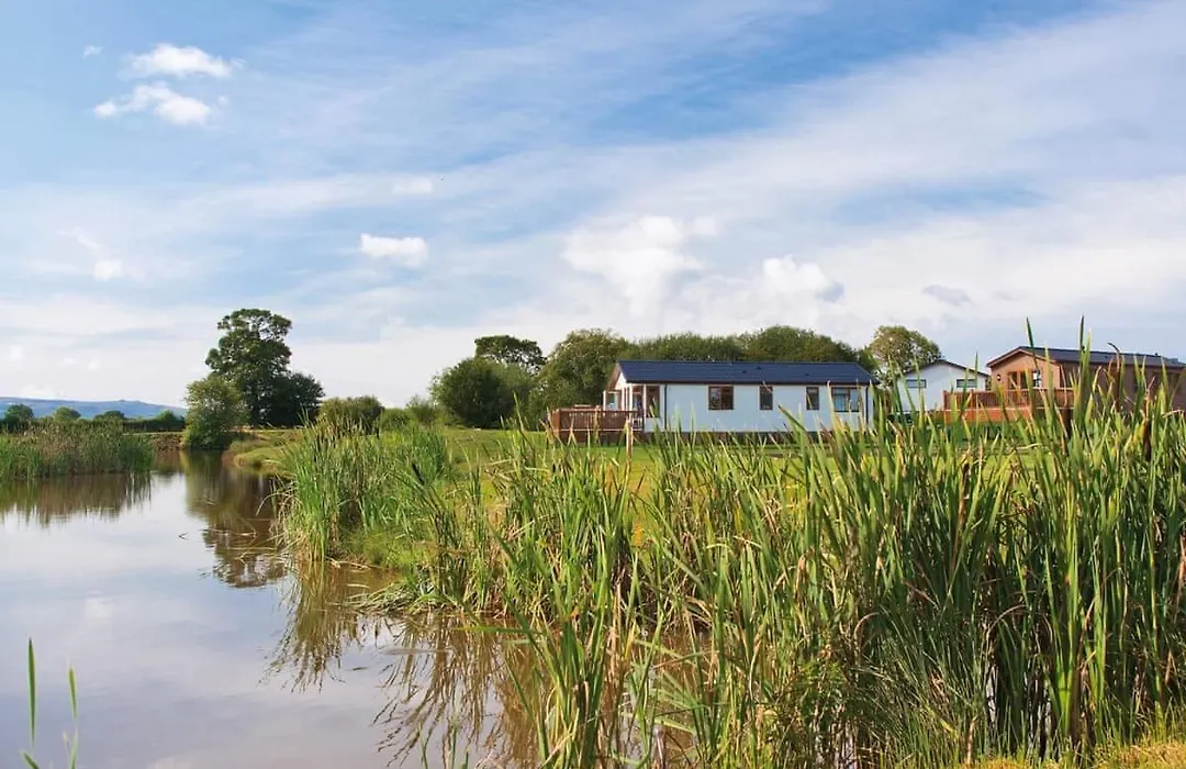 Wigmore Lakes Lodges-1