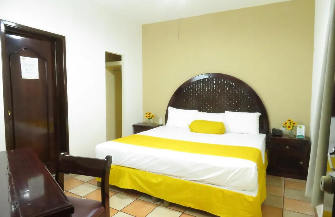Hotel Los Girasoles-1