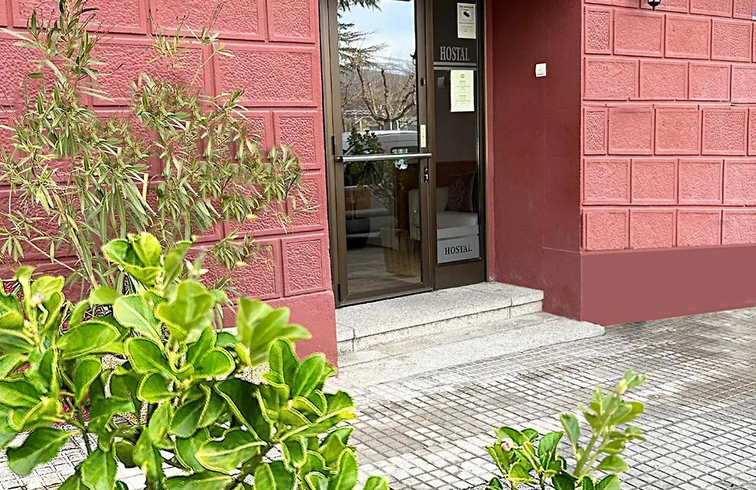 Hostal L'Estació-1