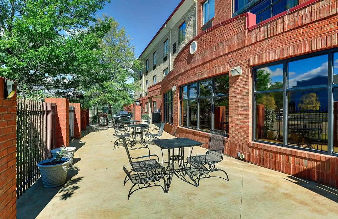 Holiday Inn Express Hotel & Suites- Gadsden By Ihg-1