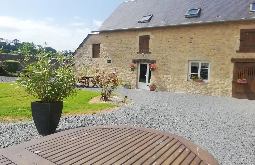 Ferme de Montigny (Chambres)-1