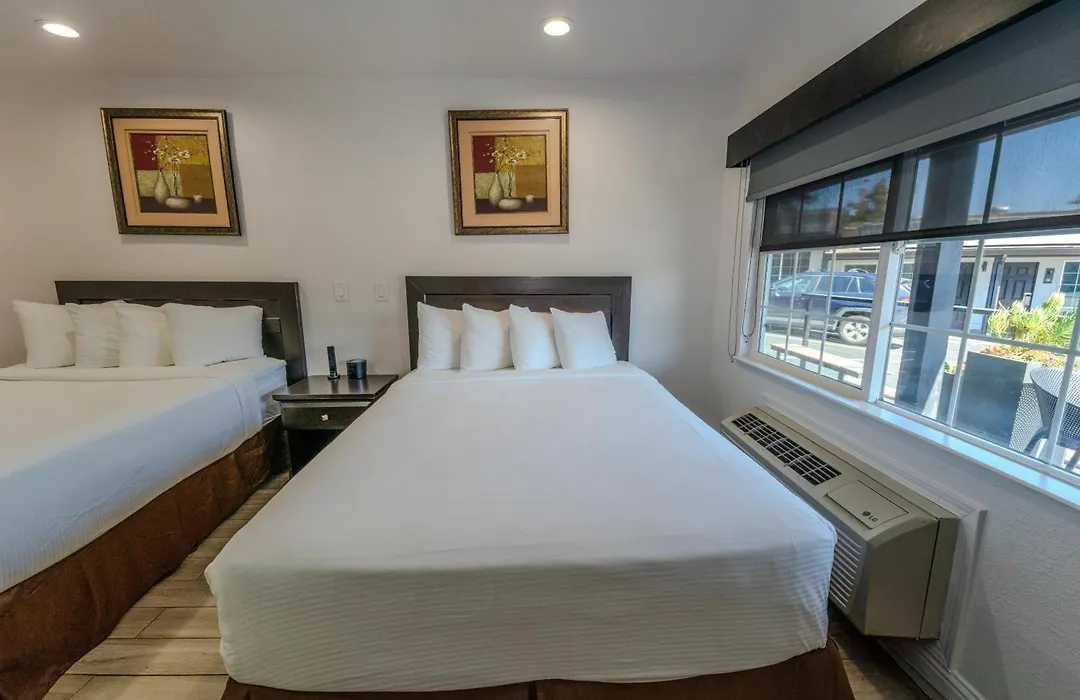 Monterey Surf Inn-1