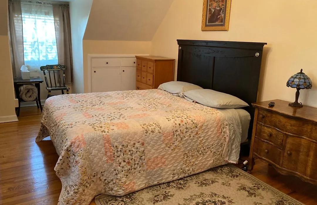Sleepy Hollow Manor-1