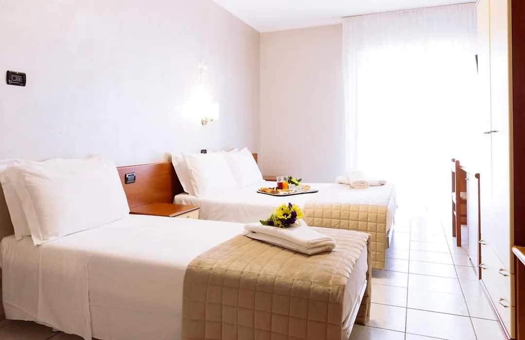 Hotel Leon - Ristorante Al Cavallino Rosso-1