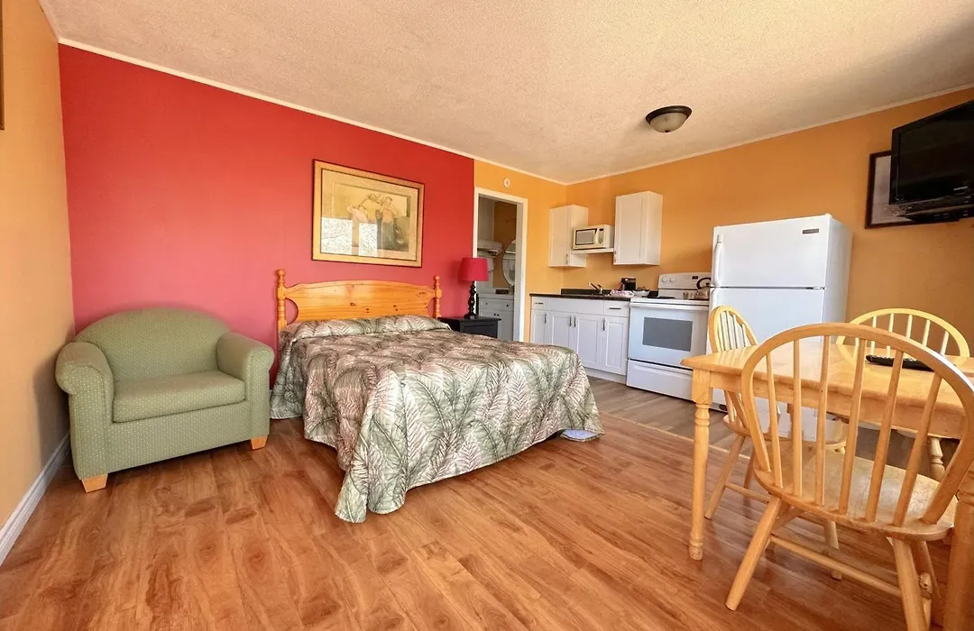 Fair Isle Motel-1