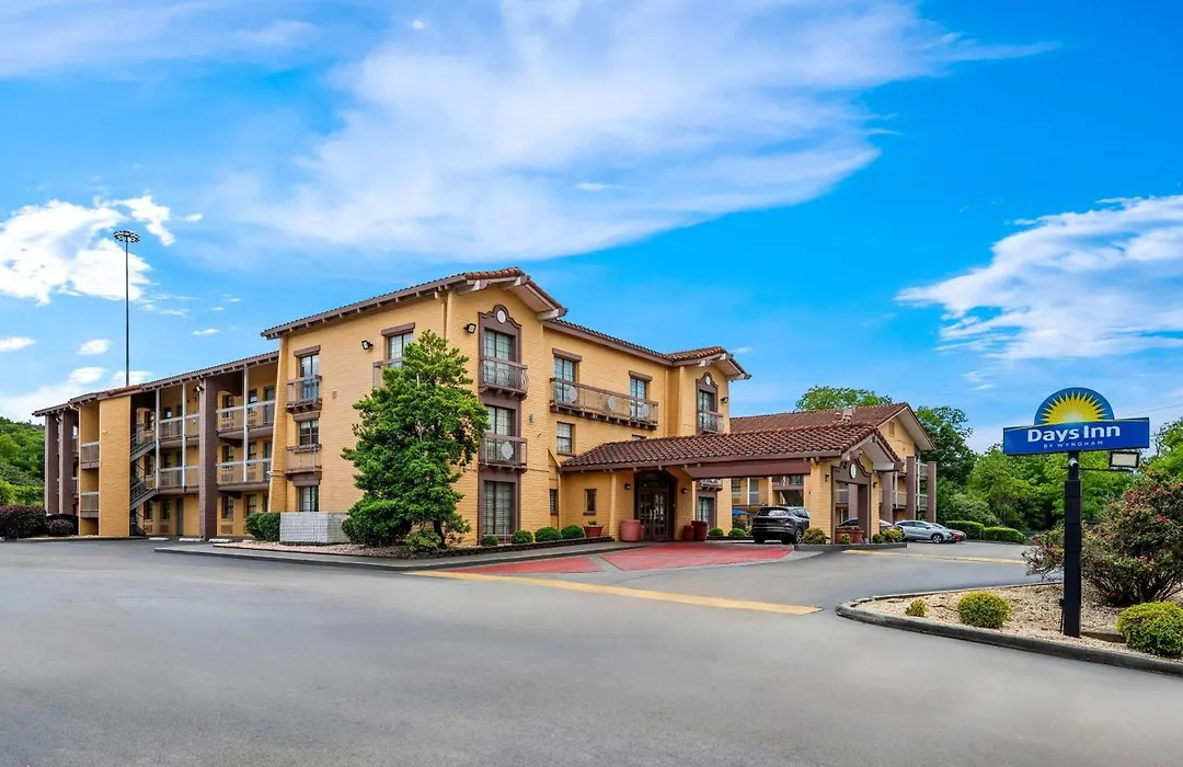 Days Inn By Wyndham Birmingham/West-1