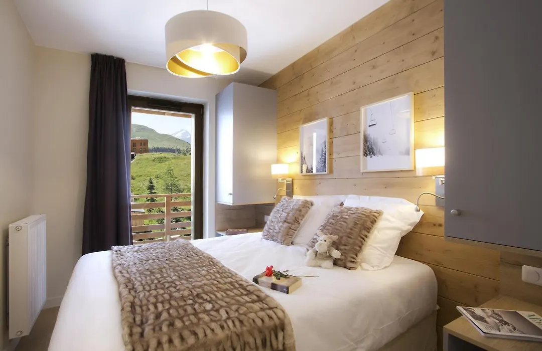 Appart'Hôtel Prestige Odalys L'Eclose-1