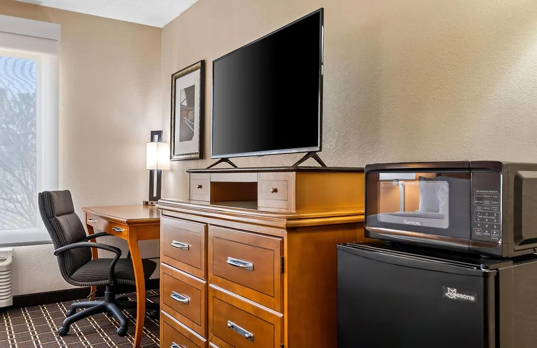 Days Inn By Wyndham Black River Falls - Access To Atv Trail-1
