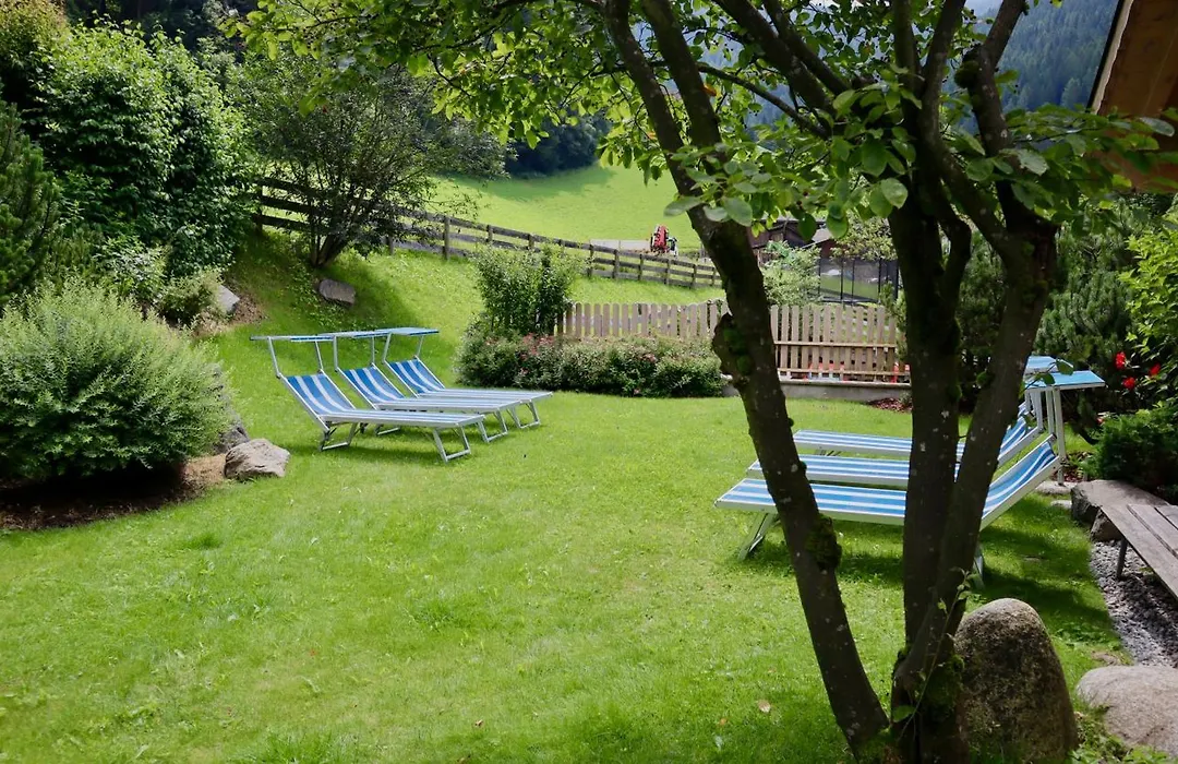 Almhotel Bergerhof-1